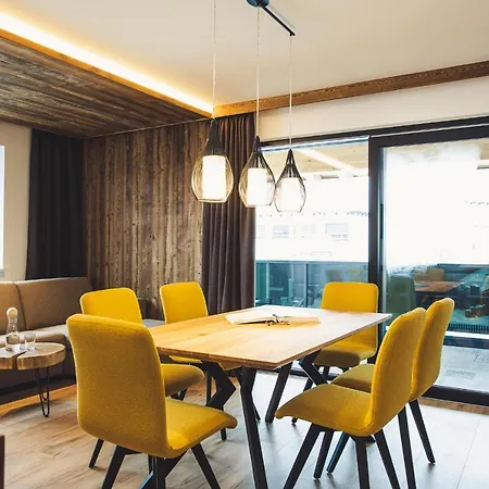 Austria Aparthotel Fiss