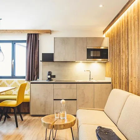 Austria Lägenhetshotell 4*