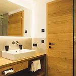 Austria 아파트호텔 4*