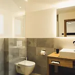 Austria 피스