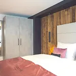 아파트호텔 Austria 피스