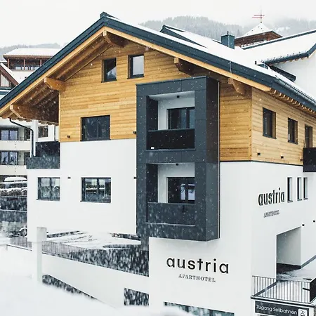 Austria 4* 피스