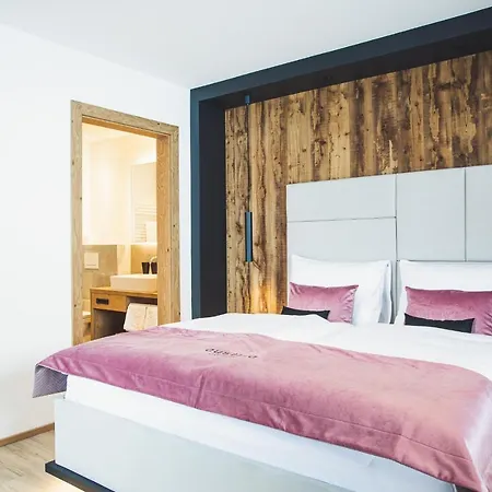 Ξενοδοχείο με διαμερίσματα Austria Fiss